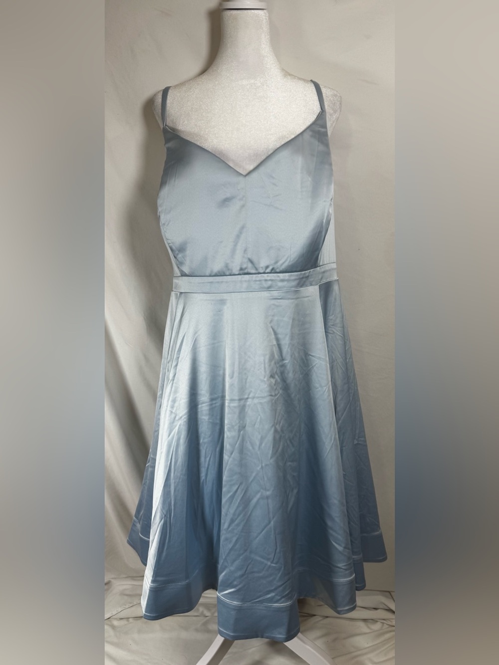 NWT Torrid satin mini fit flare skater dress size 28 - Picture 3 of 10